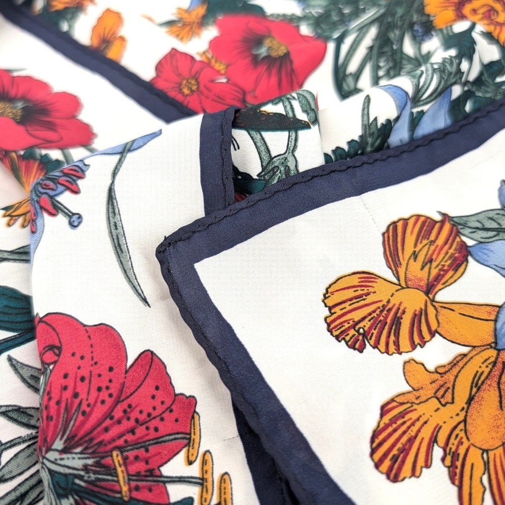 Vintage Style Floral Square Scarf Botanical Poppy Print‎ Navy Border 21x21 - Picture 2 of 7